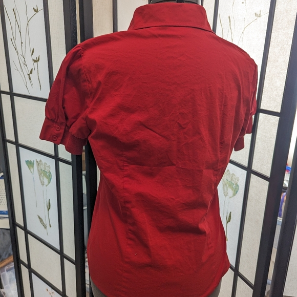 Woman's blouse - Picture 3 of 4